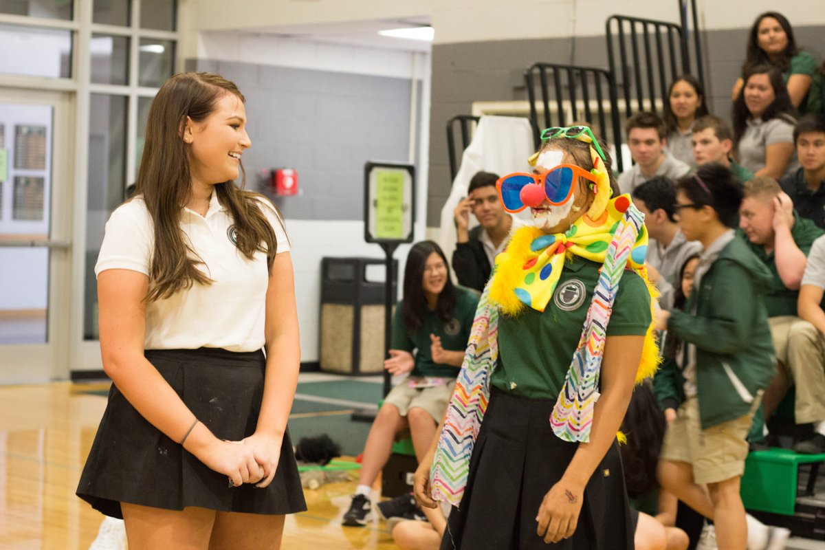 PHSburbank's tweet photo. Oh, what a circus! ASB held their first rally of the year! They welcomed students with a some inter-class competition, with the Junior class coming out as today's winner. #GoPioneers #PHSasb https://t.co/YOU1mjbfVJ