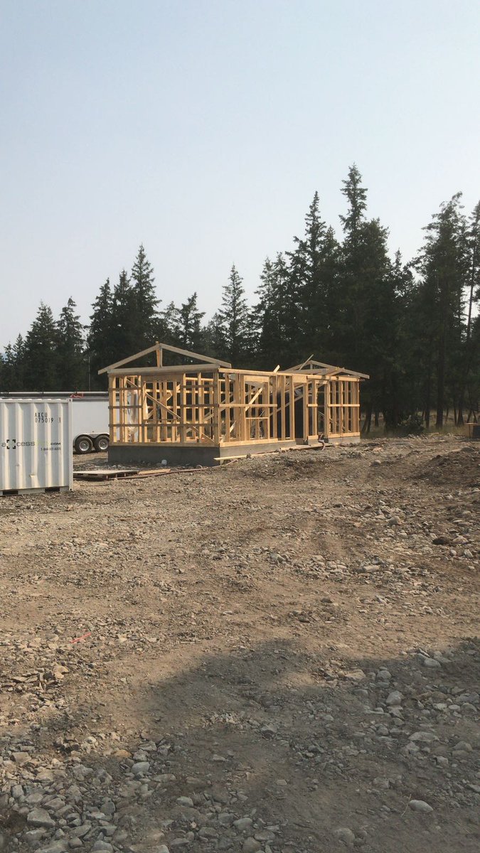 co_jamieson's tweet photo. Feed alley and office coming along nicely https://t.co/fRGU2LtRTK