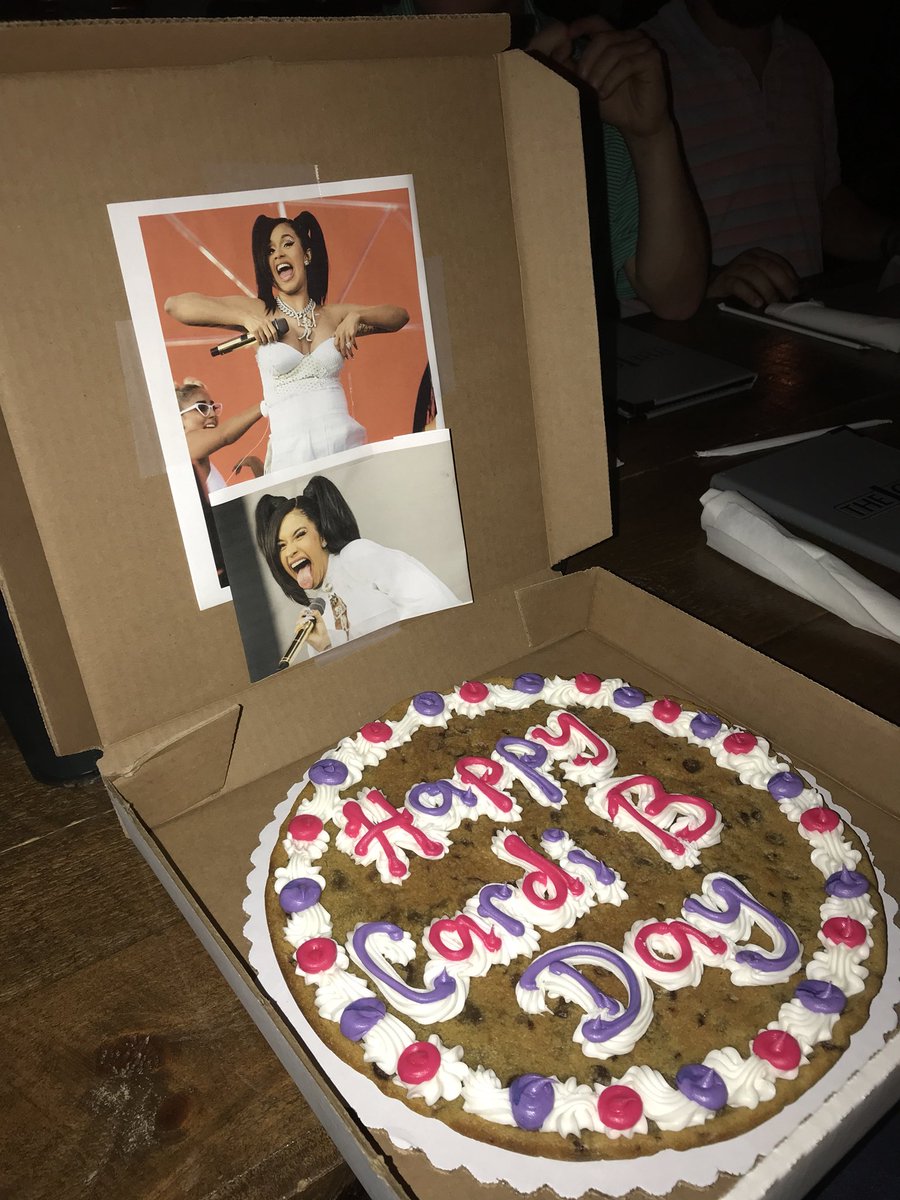 smkey6's tweet image. Happy Birthday, Elle!!!!! @iamcardib
