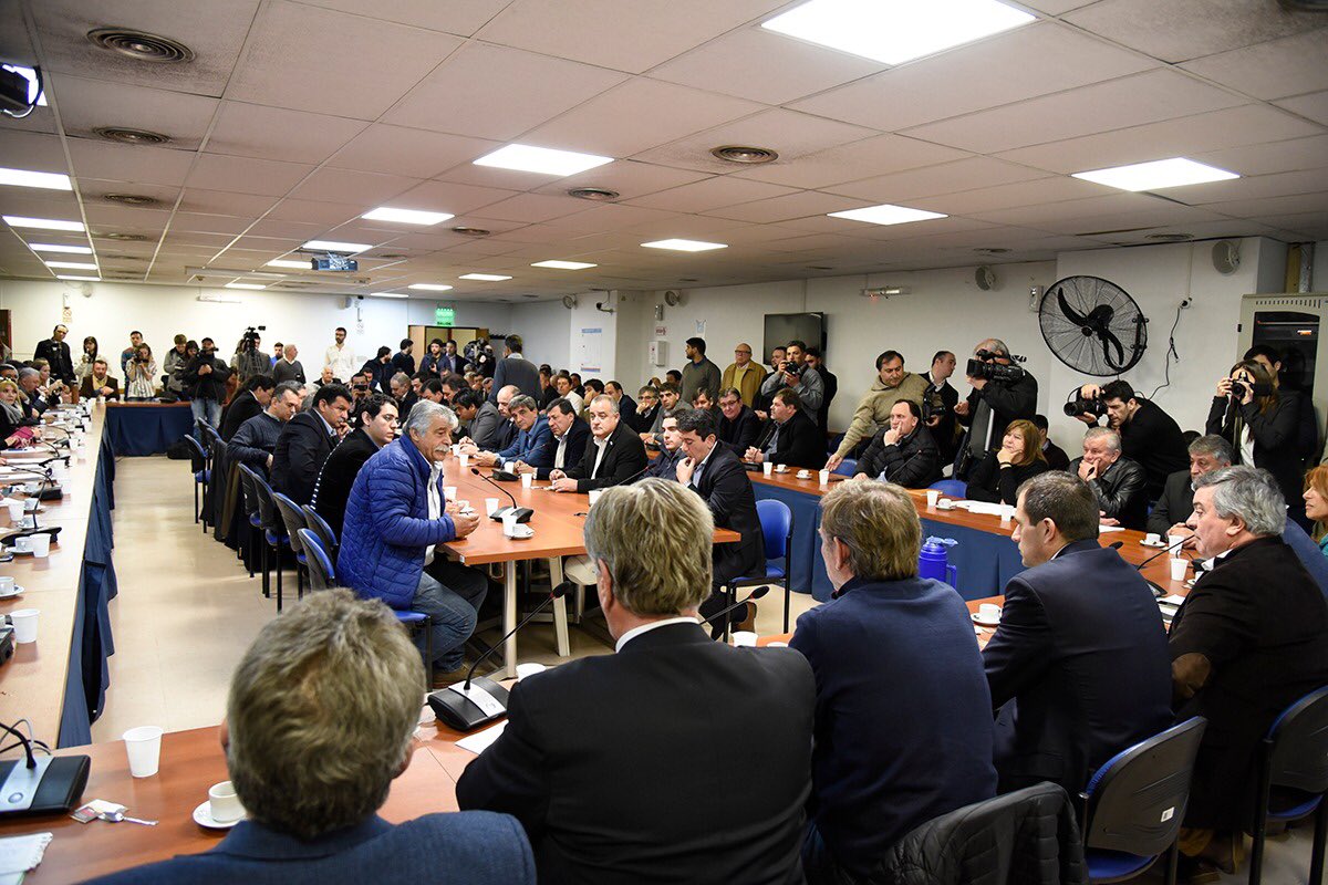 Esta decisión representa un grave retroceso en materia de federalismo y aleja a millones de argentinos de la posibilidad de mejorar su calidad de vida.