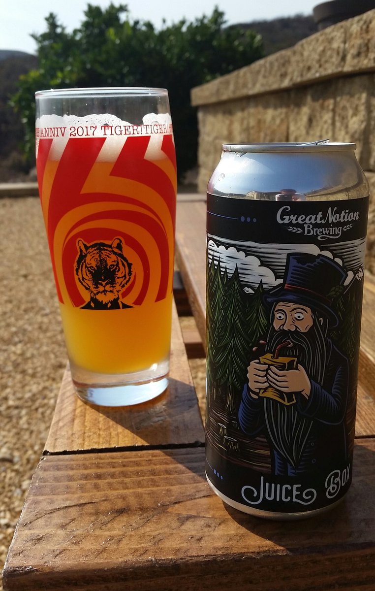 ColorBlindBeer's tweet photo. Tropical stone fruit up front w/ a delightfully dank finish. A dangerously drinkable DIPA. Get down to @ModernTimesBeer Festival of Dankness on 8/25 to try @GreatNotionPDX Juice Box &amp; other kind beers rarely seen in So Cal. There will be plenty of dank #sdbeer to enjoy as well! https://t.co/ppoPmNtv5t