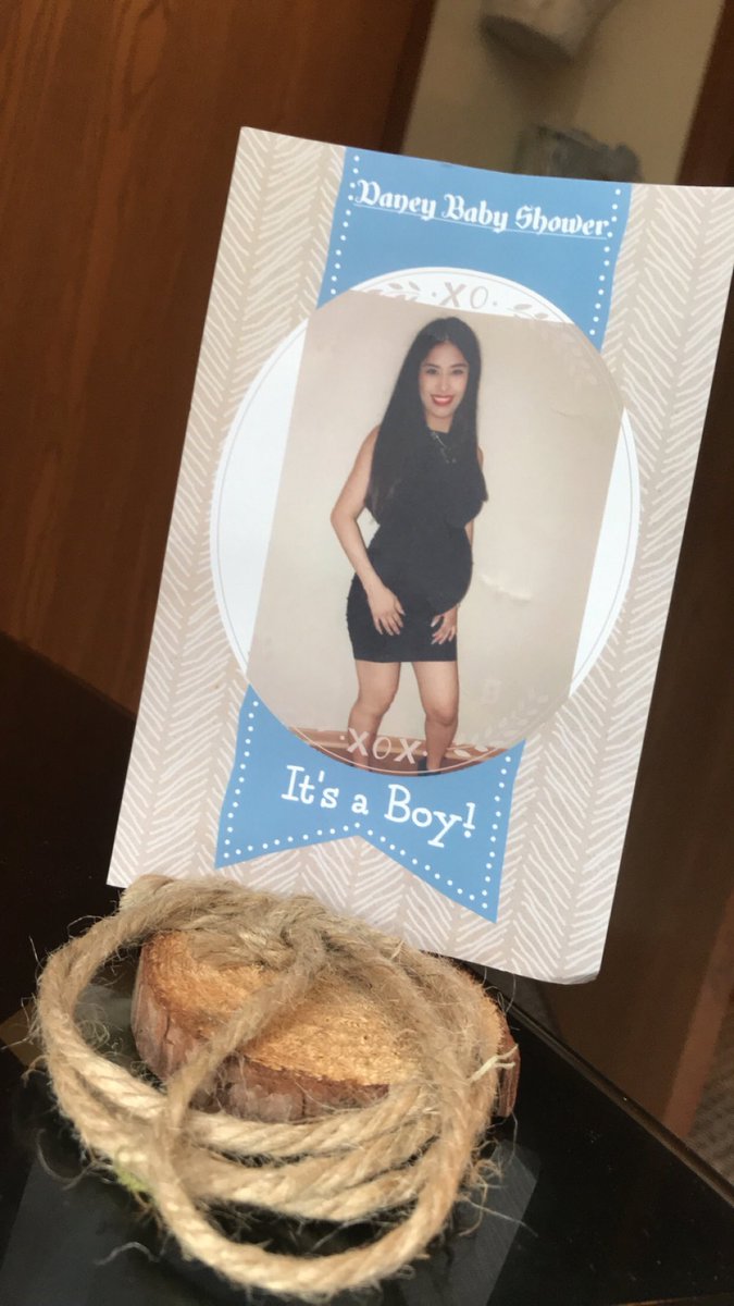 danni_59's tweet photo. How cute was my invitation 😍 https://t.co/MWOR3DNNFY
