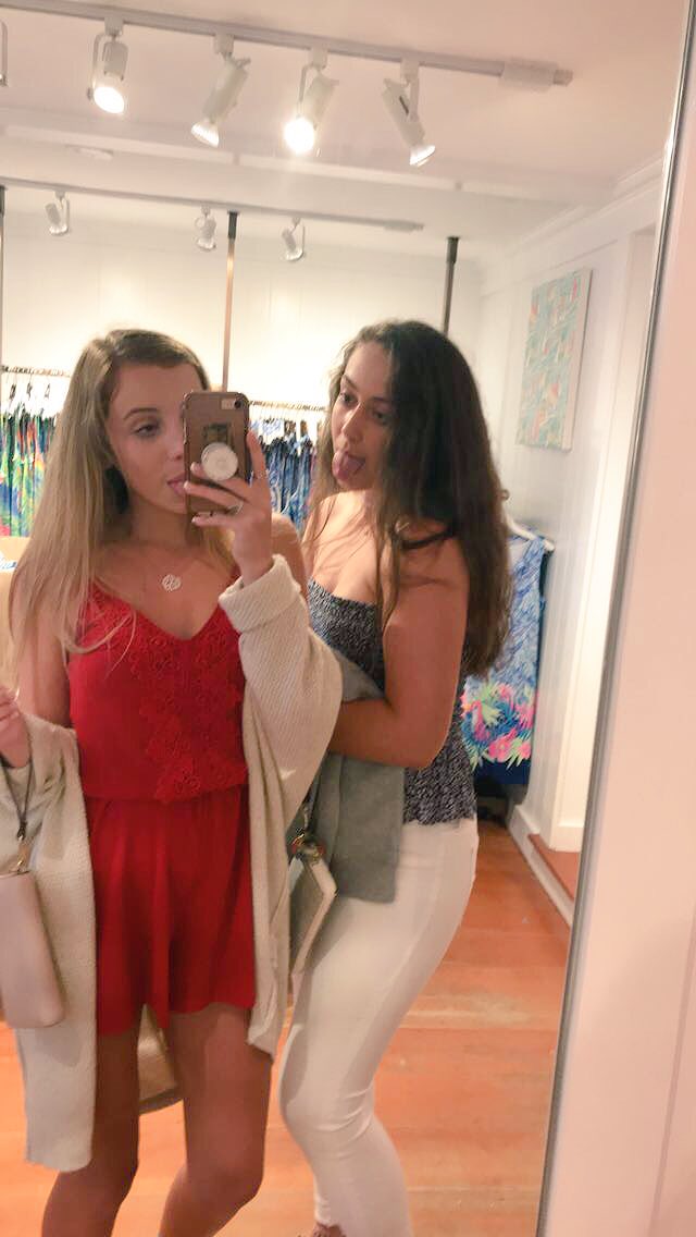 katebailey25's tweet photo. Happy birthday to my fav💗 thanks for all the beach days and funny snaps love u bitchhh😘 @katebrosseau3 https://t.co/On3trs1OwU