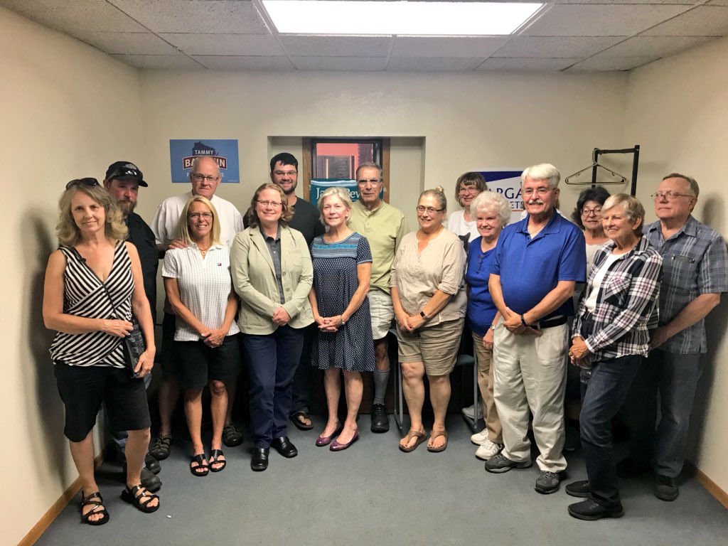 Alexpond2's tweet photo. Our #SuperbSuperior volunteers PACKED THE HOUSE πͺπ‘ tonight to see our new field office and hear from special guests @vetfordemocracy & @JanetBewley4WI! Everyone is fired up π₯ to elect these great candidates (and many more) in November! #FetchFifth #WIPersist https://t.co/shLf083ZDU