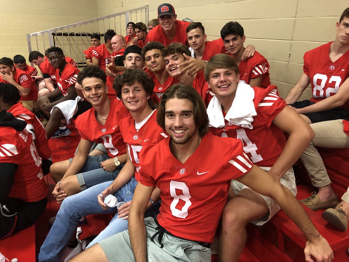 randypittenger's tweet photo. Great opportunity to honor our kids at the Belton Tiger Athletic Booster Club Meet the Tiger Night! #TigerFB #WeAreAllTigers #GoTigers #ILoveBelton https://t.co/DZNBTYMLmu