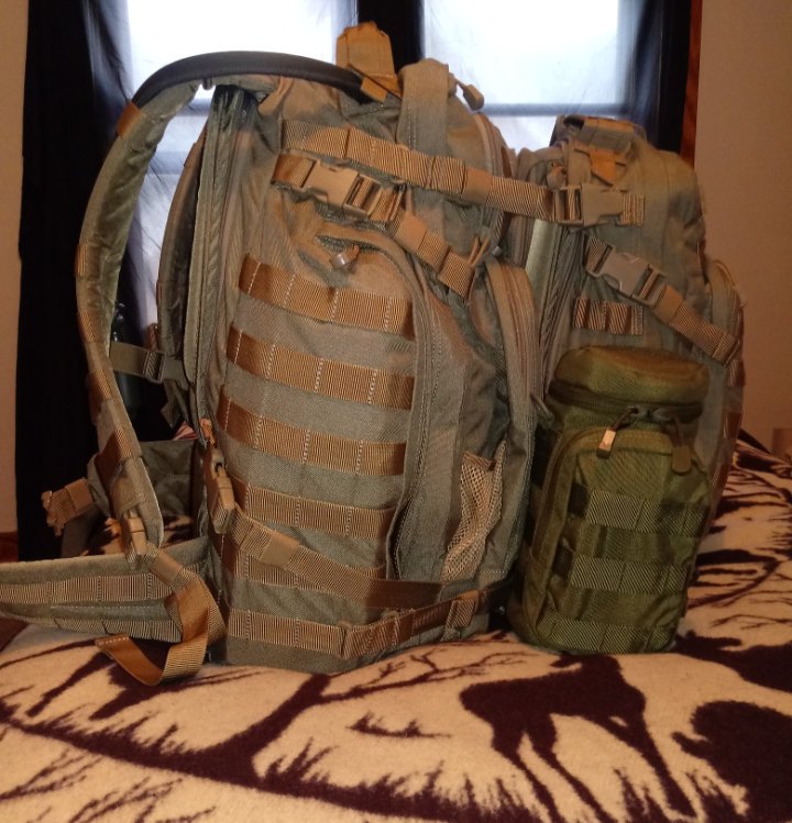 average_prepper's tweet photo. My new Bug Out Bag (Still under construction) #survival #bushcraft #camping #outdoor #hiking #outdoors #nature #knife #gear #tactical #wilderness #adventure #edc  #survivalist #prepper #knives #bushcrafting #trekking #backpacking #mountains #prepping #Preparedness https://t.co/lwaE35c4vg