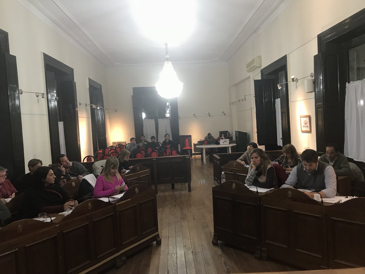 NanoPereaSADA's tweet photo. Sesión 9/2018 @CambiemosAreco https://t.co/JoLoAOk7xa