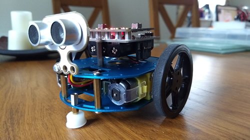 elecfreaks's tweet photo. Look how creativity our British friend was! This little car is so cute! Do you like it? https://t.co/MnWyakeWRI