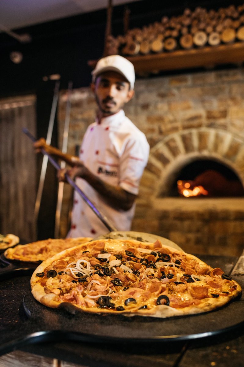 Danuinn's tweet photo. It’s time for some #roccos pizza on #WTFlk today https://t.co/s5iYrWTw1h