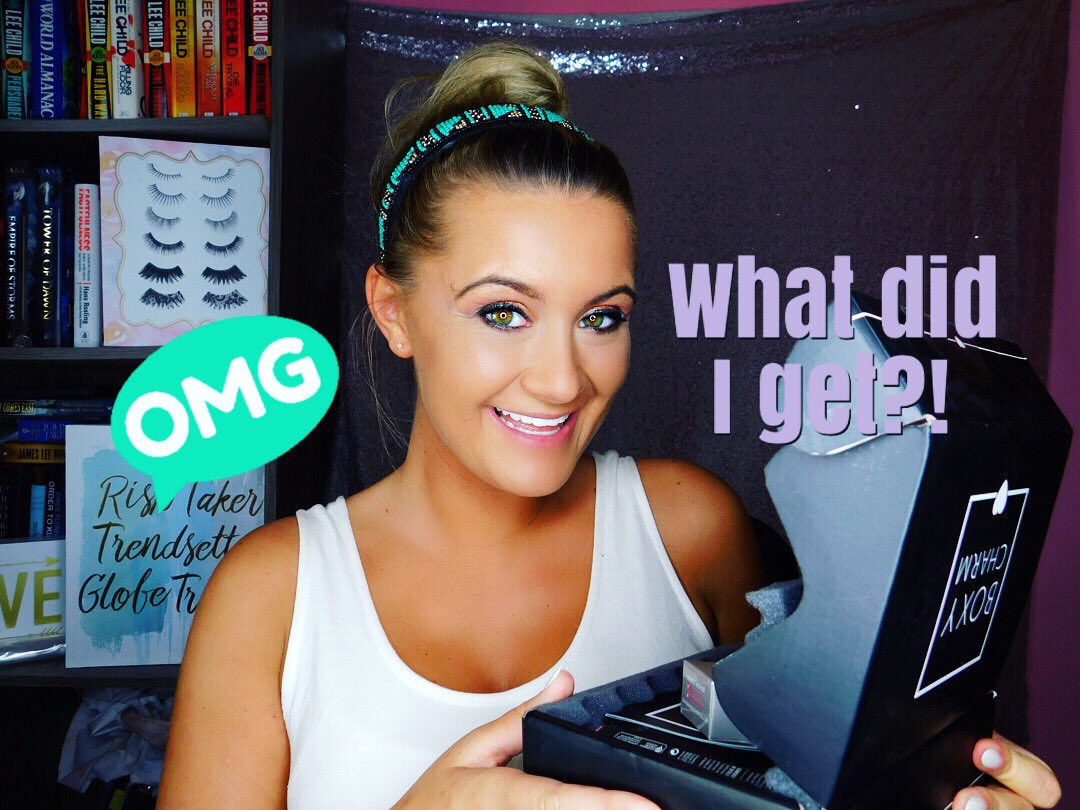 What Did I Get ??!! August 2018 Boxycharm Unboxing 💜⬇️⬇️⬇️⬇️⬇️
youtu.be/GXvp16ale-Q

#YouTubersSupportingYouTubers #blogger #LifestyleBlogger #TheClqRT #thebloggershub #unboxing #BBlogRT #subscriptionbox #subscribe #wednesdaythoughts
