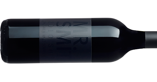 Mr Smith is a big, burly type of guy. Shiraz outta McLaren Vale. buff.ly/2w0Hfn1 <a href="/NHWine/">Nick Haselgrove Wines</a>