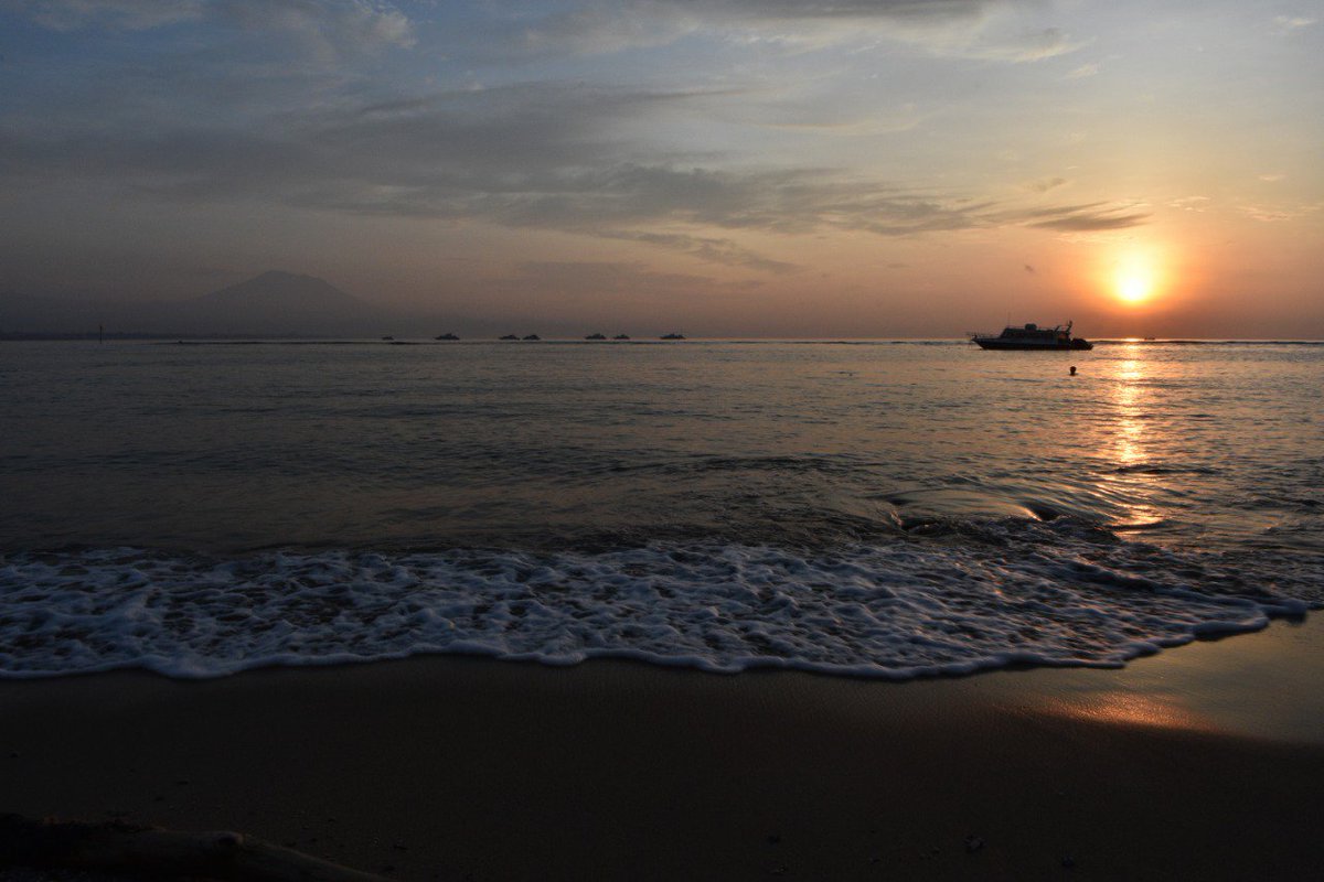 Pesonaid Travel On Twitter Ada Sebuah Arus Di Pantai Sanur