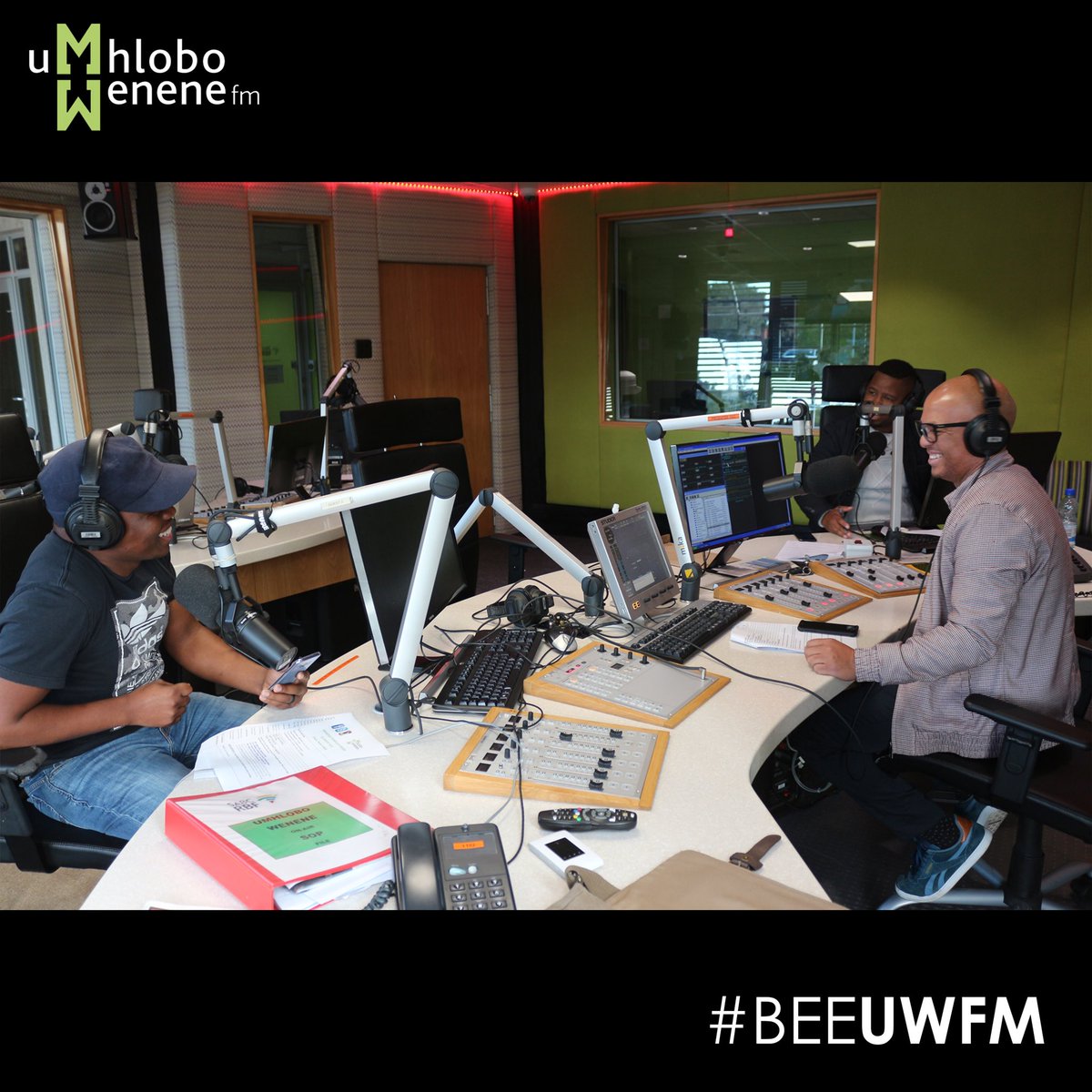 UWFM88_106FM's tweet image. Skeem se #BEEuwfm @ntsabomluleki @PastortheDJ @mafa_bavuma