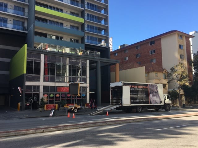 City moves on a quiet Saturday!
Perfect weather made the move even better!