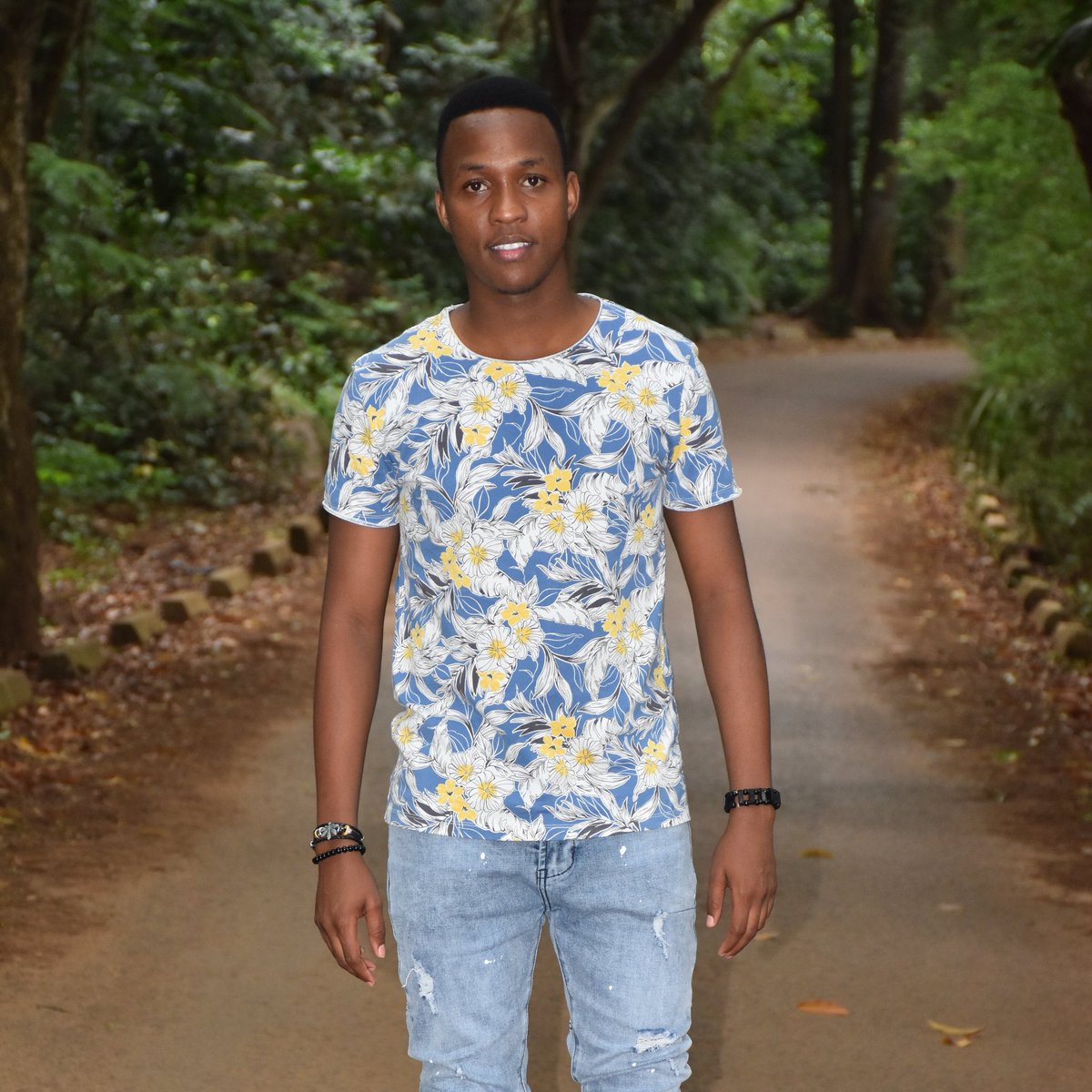 IKijaji's tweet photo. #NewProfilePic https://t.co/l7km4YzC6i