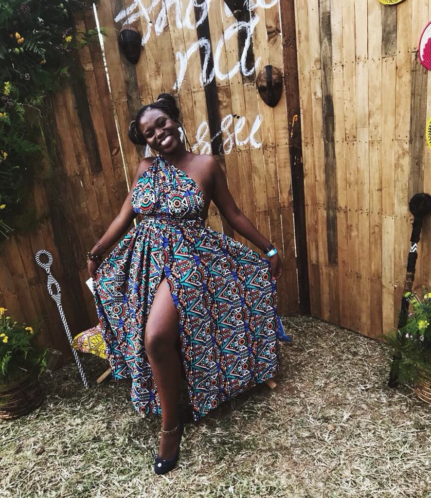 _zapadera's tweet photo. Had the immense pleasure of dressing this beauty for Shorts Na Lessu!@vanillanainaibb

#africanprint #kitengi #ankara #ankarafashion  #ankarastyle #infinitydress #africanfashion #africanclothes #ugandanfashion #madeinuganda #madeinafrica #handmadeclothes #fashion #style #ShoNaLe https://t.co/ClB2TVlLS2