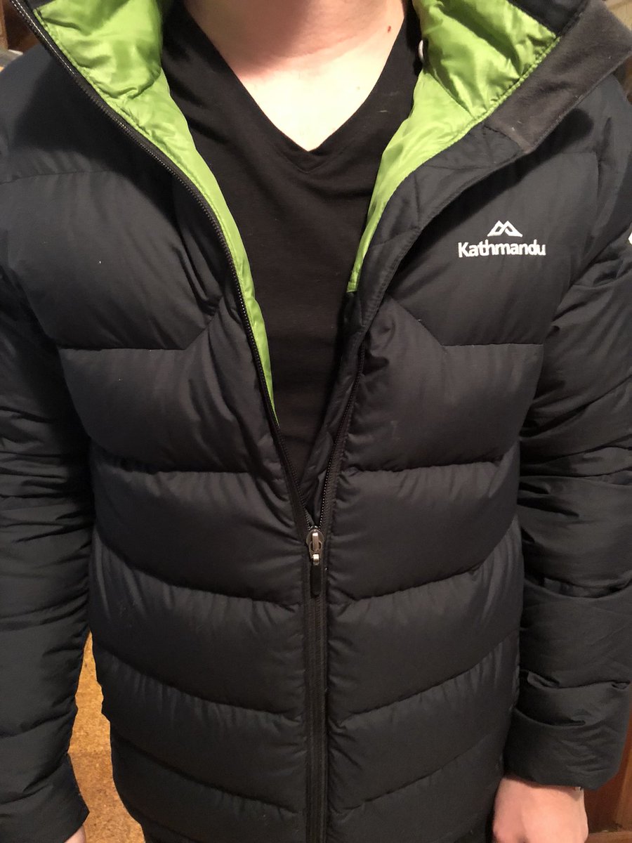 simon_moloney's tweet photo. @KathmanduGear disappointing that Kathmandu gear doesn’t last a year for the price I paid. #northfacecouldbethewaytogo #poorstitching https://t.co/6yBqiF60Qz