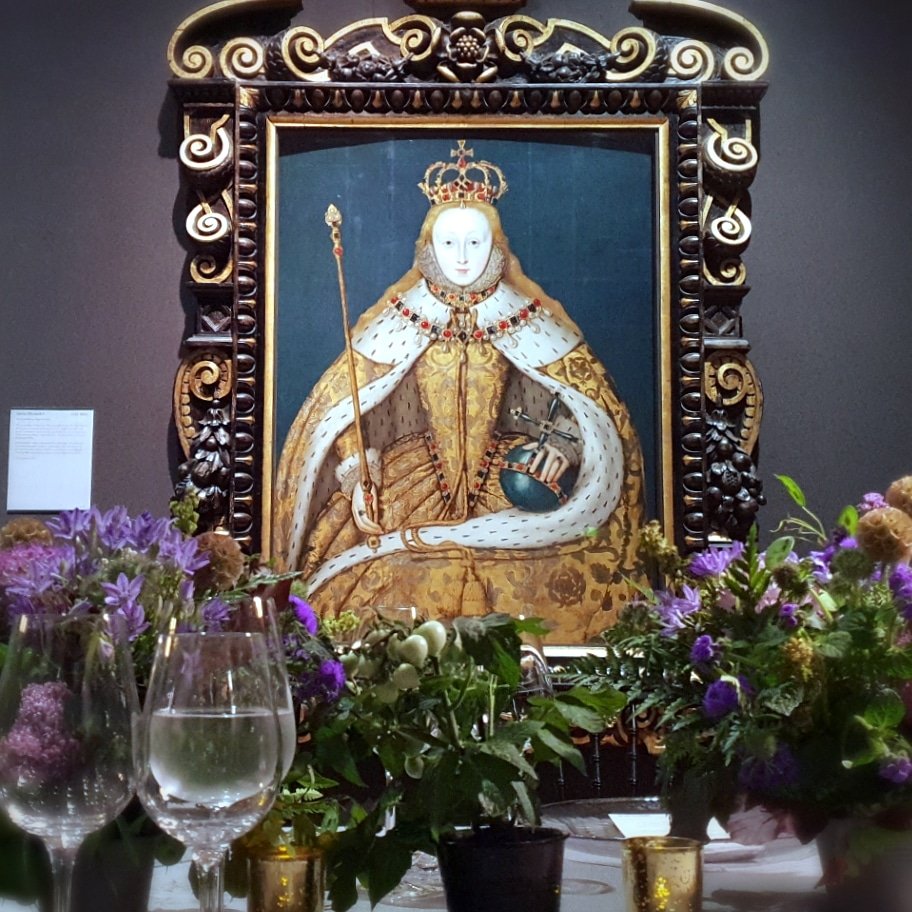 We host banquets fit for a Queen in our stunning Tudor galleries.

#tbt #throwbackthursday #tudor #picoftheday #auniqueexperience #londonvenue #luxuryevents #engagingevents #eventprofs #venuehire