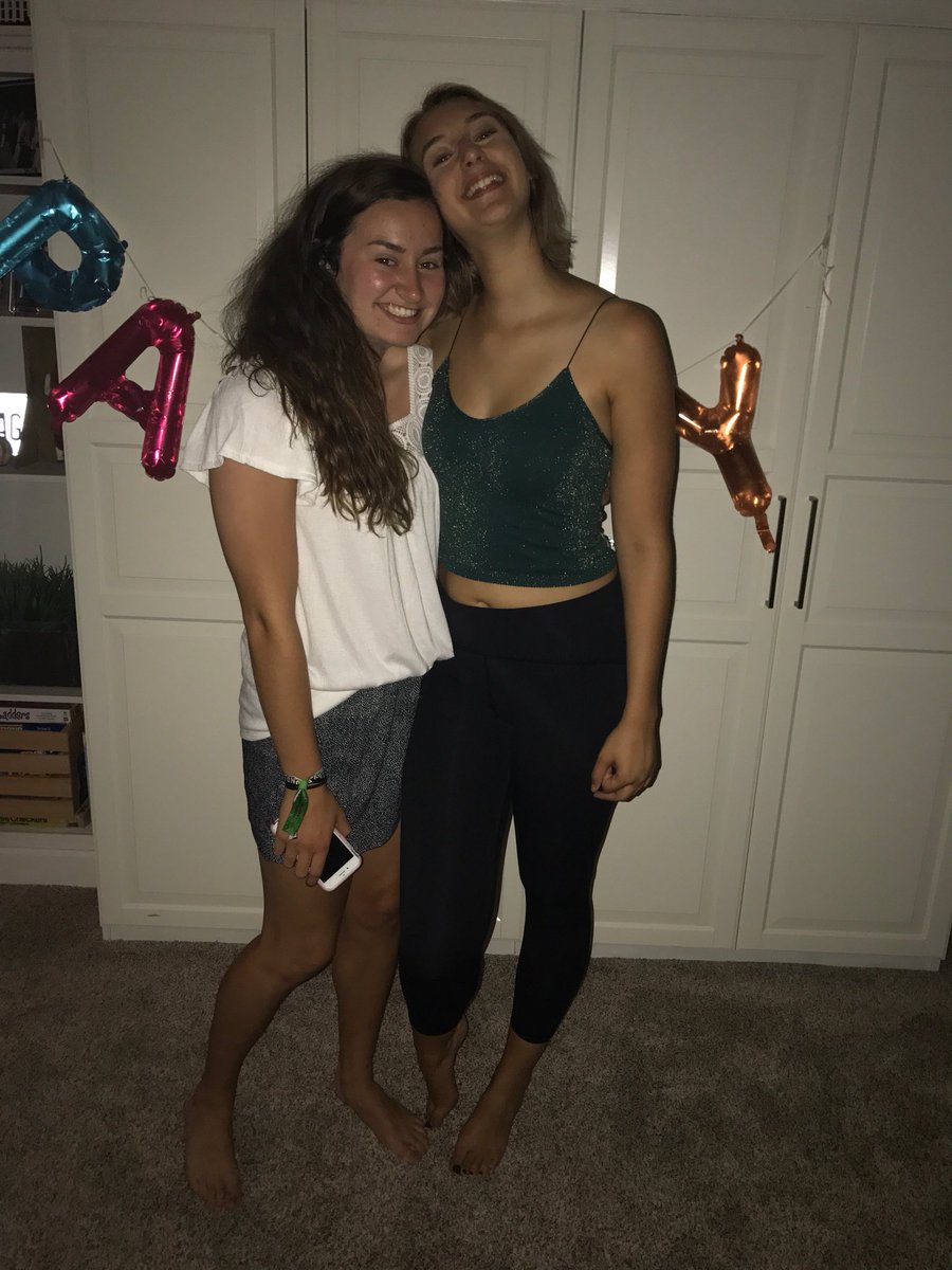 gracekm21's tweet photo. Happy birthday to my friend from high school!!! (surprise surprise I’m STILL funny) Glad to see you thriving in DC but miss you already😔 thanks for everything, love you❤️❤️ #stolenphone @izwottowa https://t.co/DDLGHXZHOE