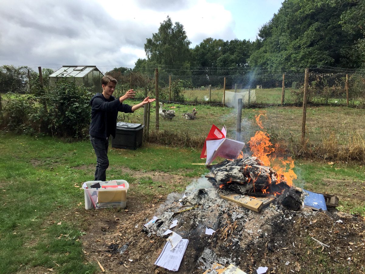 angelajbates's tweet photo. Ceremonial book burning after #GCSEresults #passedeverything onwards and upwards https://t.co/PWQsLyrqoZ