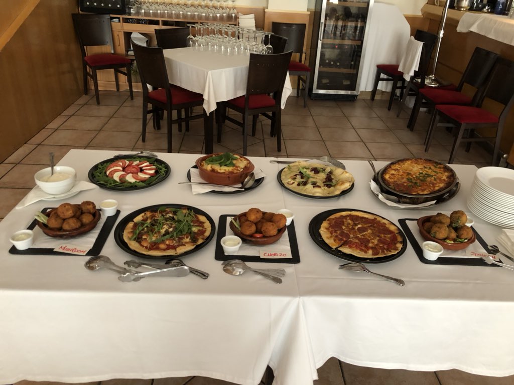 alejandra_pmz's tweet photo. Thank you @lascasitasLABC for organising this great #italianbuffet, all ready for #lunch after #morningmeetings @sgbajtek @sg3agp @CarminaSaiz @TalbotClegg @RuthieT14 @IvanLorenteRM @Silvia_AGP https://t.co/6tCnoxptXR