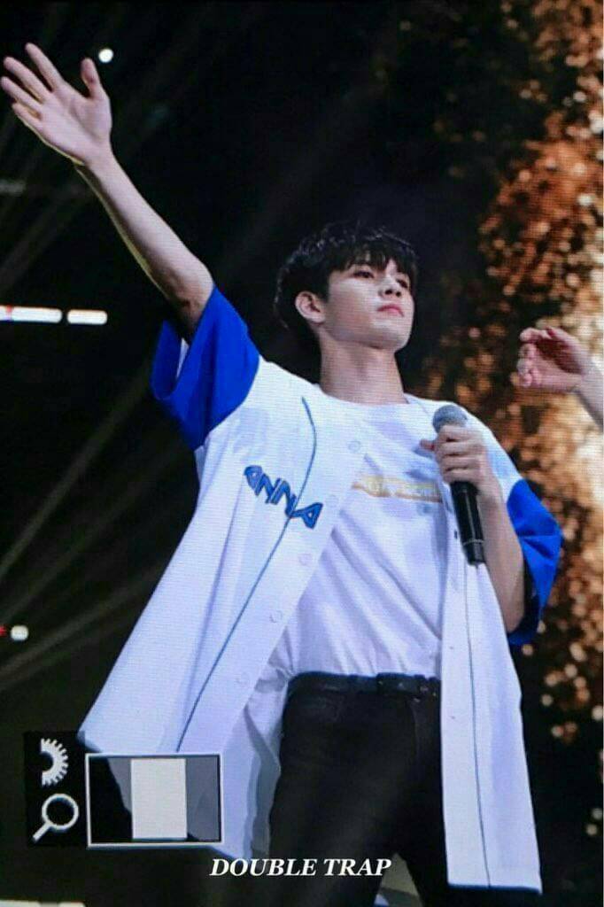 koreanablestuff's tweet photo. [WTS]

✨OPEN PO NEW JERSEY WANNA ONE ✨

⚠ Close PO: 5 SEPTEMBER ⚠

Lengan pendek: Rp130.000/jersey
Lengan panjang: Rp140.000/jersey

Details jersey:
✅bahan cotton
✅sablon rubber 
✅bebas pilih member

order? chat line: @rqz9398a (pake @) https://t.co/XeIYjwb3LA