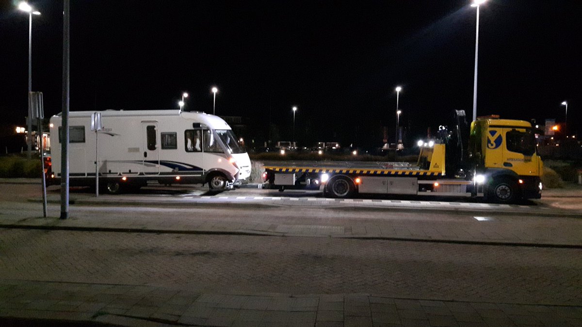 PDitmar's tweet image. Ik ga op reis en neem mee..........