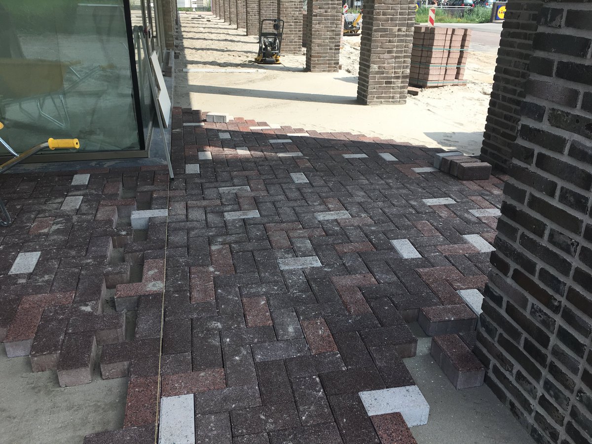 De aanleg van Springersplein in <a href="/GemeenteGouda/">Gemeente Gouda</a>, naar het ontwerp van <a href="/SAB_adviseurs/">SAB</a>, is gestart!
