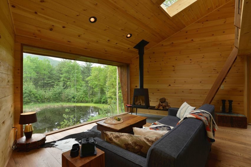 Platz zum Entspannen und Träumen. Ein kleines Haus am See. Mitten in der Natur...
#holzhaus #wohnen #holz
buff.ly/2Ku9Klr