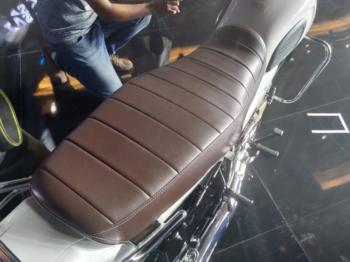 tvs radeon seat cover