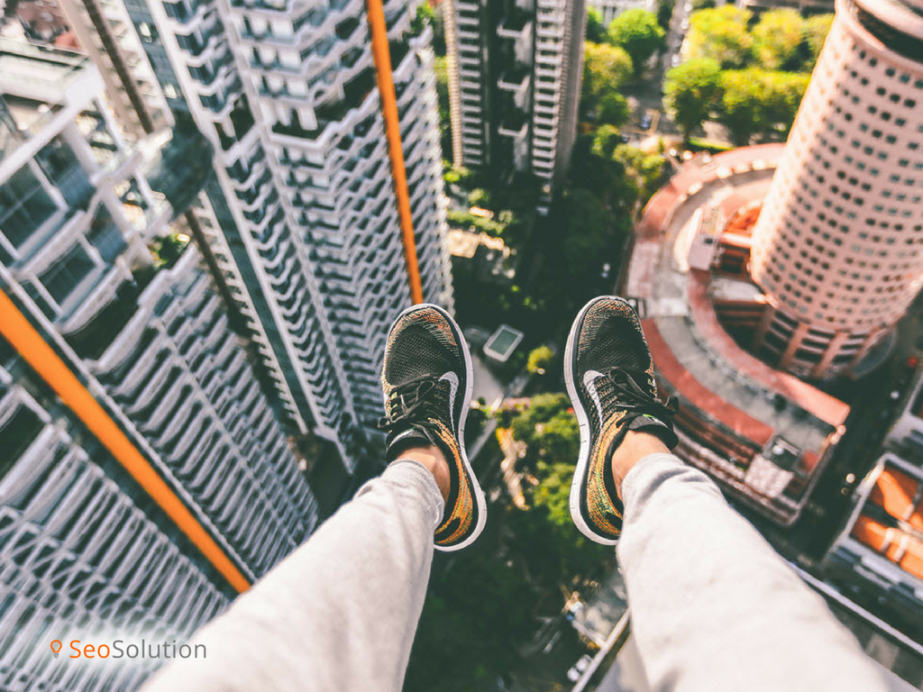 SeoSolution_ua's tweet image. ☝Рискнуть — значит на мгновение потерять точку опоры. Не рисковать — значит потерять самого себя. — Серен Кьеркегор, датский философ

#SeoSolution #SEO #SMM #СЕО #СММ #харьков #продвижение #мотивация