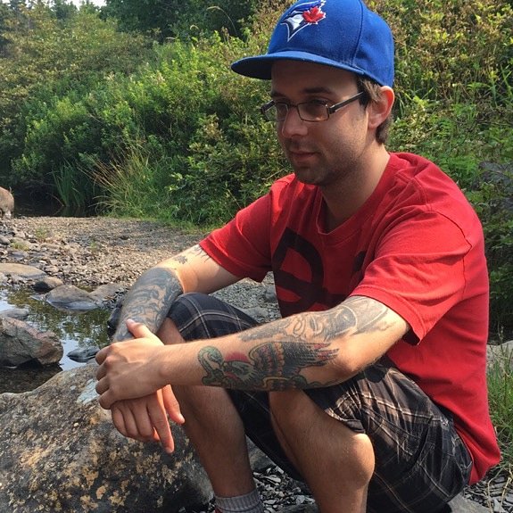 ATTbassist's tweet photo. Nice day out on the beach. #guy #guyswithtattoos #tattoo #ink #BlueJays #betweentheburiedandme #music #outdoors #sun https://t.co/uDXSJI1ngu