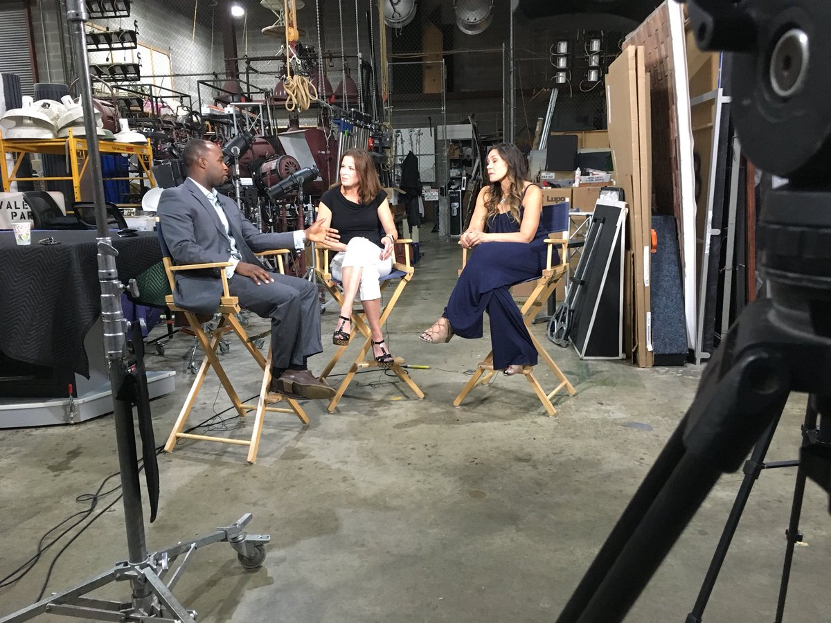 arkimbrough's tweet photo. More Behind The Scenes of the making of the @FOX2News #FacebookWatch series #THREECHAIRS Episode Two: @langeamyFOX2 @RandyWFOX2 @RMurdochFOX2 @Fox2AssistantND @jaydillo https://t.co/RbdmrzCCNp