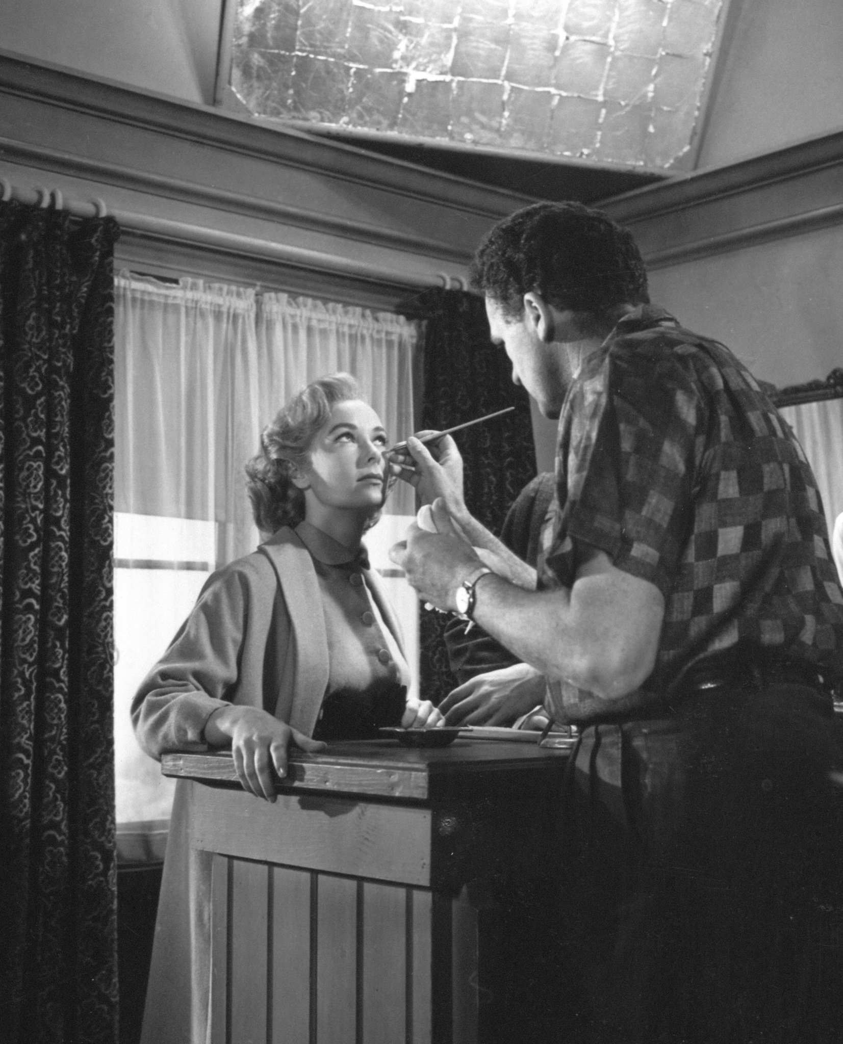 Happy birthday to Vera Miles, seen here on the set of \Psycho\ (1960). 