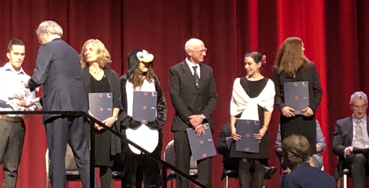 KimberleyD_PhD's tweet photo. When Academics go rogue... @DrDianneJolley @UOW @Antarcticmoss @mel_waterman @AusAntarctic #penguins #justforlols #noregrets https://t.co/azM16pIyFP