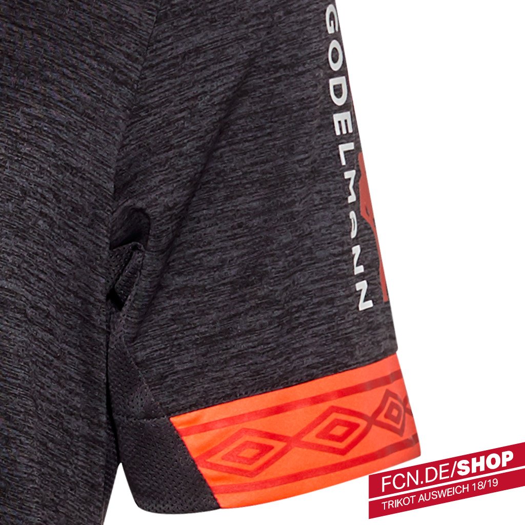 1_fc_nuernberg's tweet photo. Alle Infos zum neuen Ausweichtrikot von @UmbroUK 👉https://t.co/KcHriauj6R

Im Fan-Shop bestellen 👉 https://t.co/tH2q5KRhlD

#fcn #NUESTART https://t.co/YuTf0IYku4