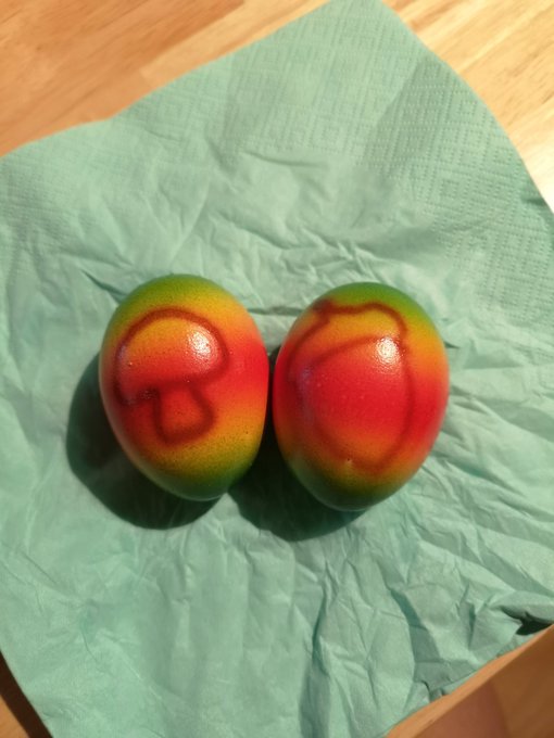 The Swiss get psychedelic eggs 🍄 https://t.co/sft5D2XGZi