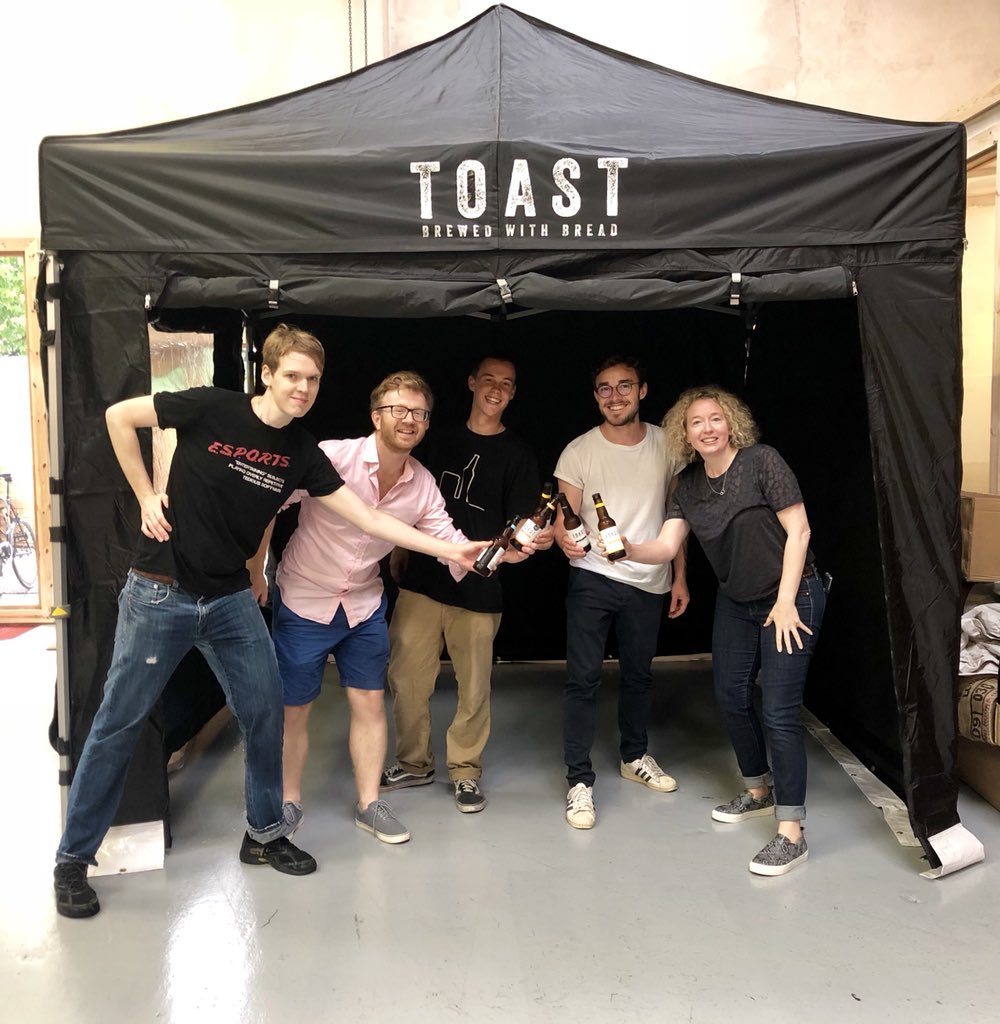 davoryan's tweet photo. Getting set for @rivercottage Festival this weekend and LOVING our new gazebo that has just arrived!! #RiverCottageFest #festivalseason #teamtoast #ToastTowers https://t.co/NUyYzgQLKT