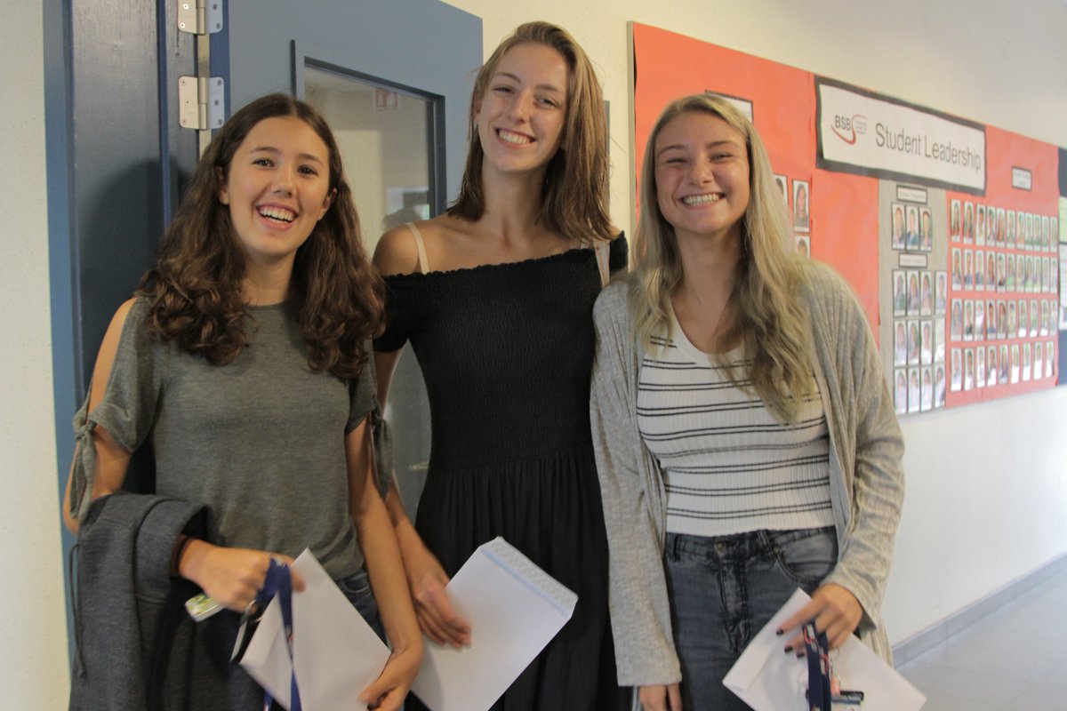 BSB_Brussels's tweet image. Year 11 collecting their #iGCSEresults today. Well done all for having achieved excellent results this year!