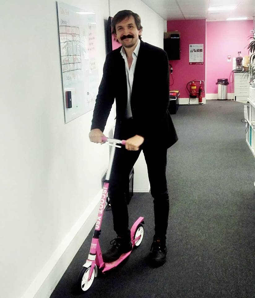 makeurmove's tweet photo. This makes getting around the office easier. And it's pink!
#OfficeScooter
#TheHomeOfGoodLandlords https://t.co/OFr0qvpWUm