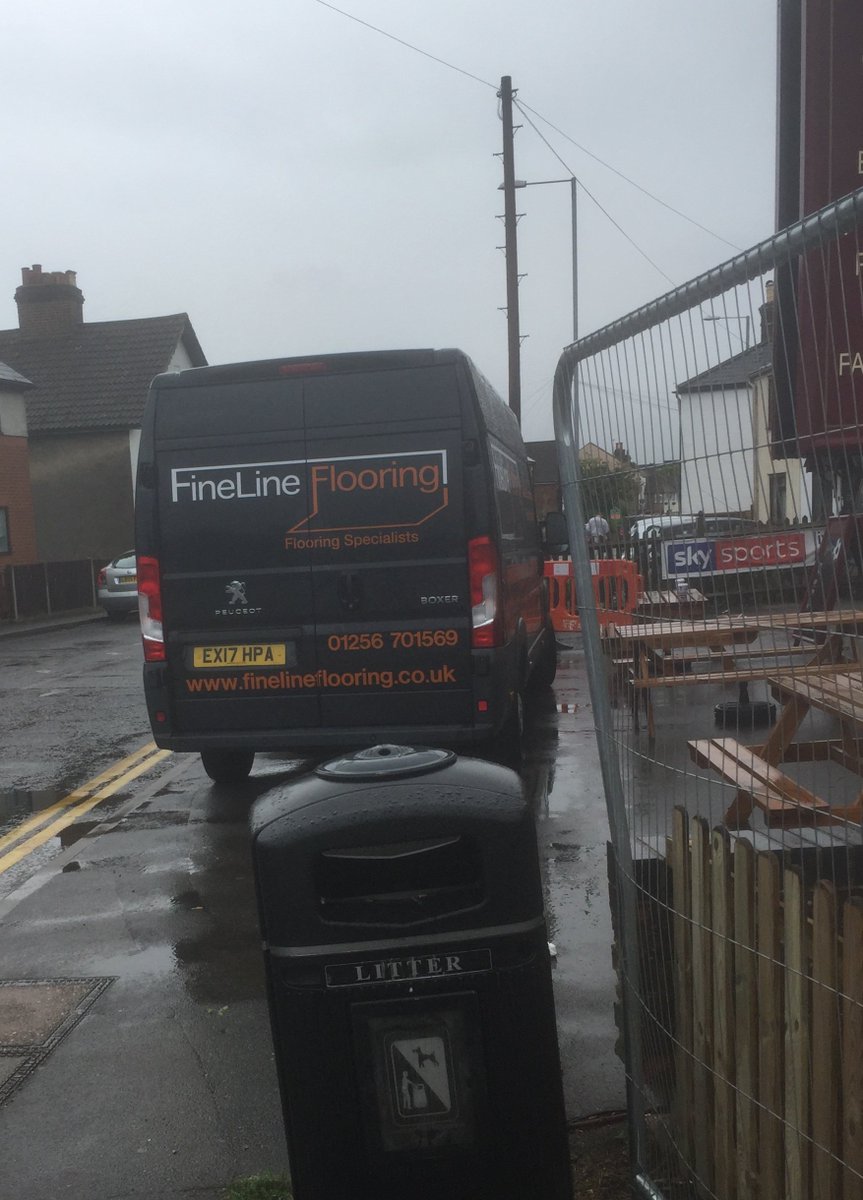 ChessingtonTalk's tweet photo. @YPLAC @parklikeamoron @ContactKingston @TheCricketers11 No worries we'll just step out in to the traffic and puddles....
Cricketers Pub Clayton road #chessington https://t.co/t8o9yEfsCu