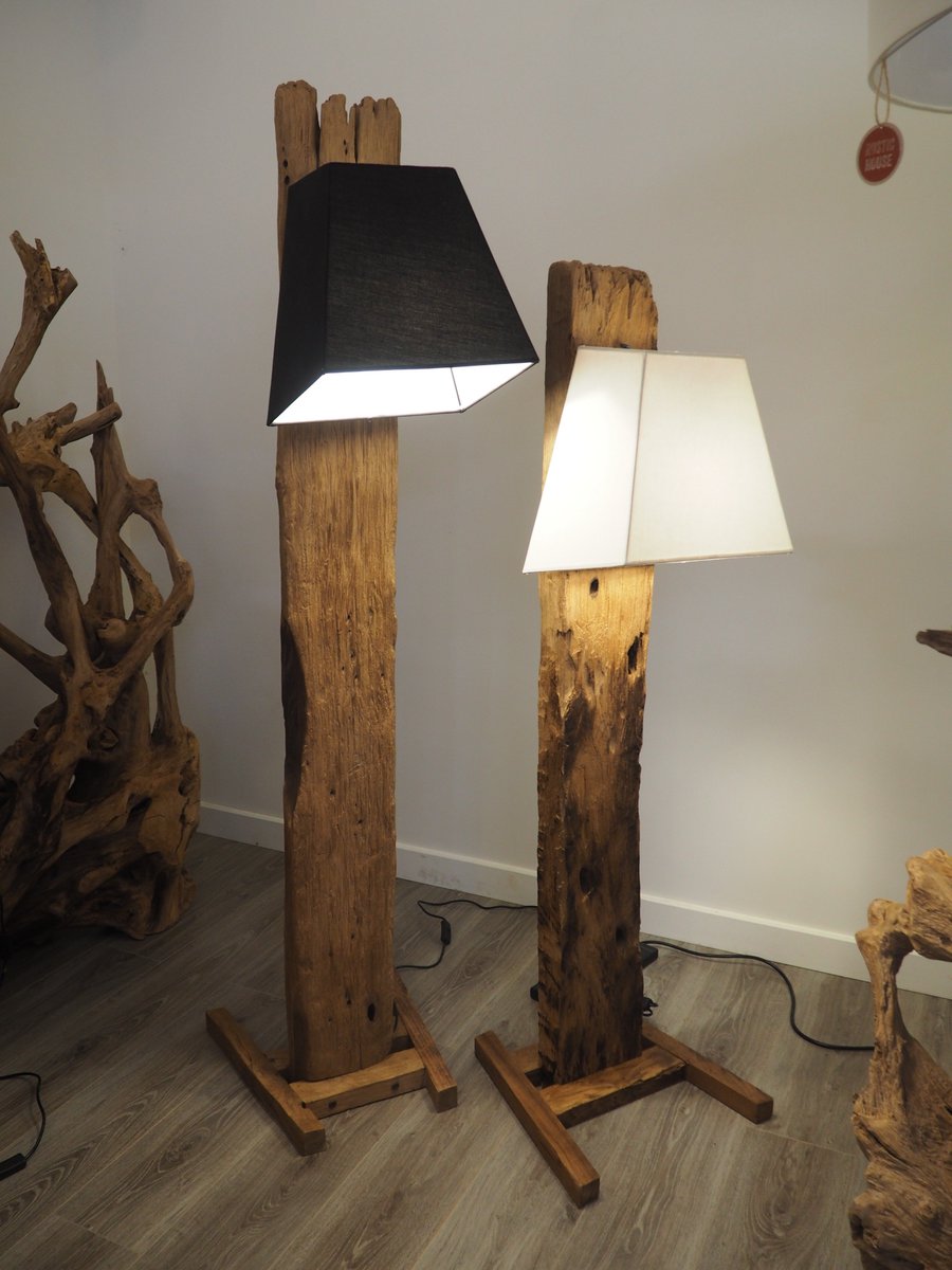 RusticHouseCafe's tweet image. Wonderful unique and atmospheric lamps,beautifully structured from reclaimed teak, table and floor standing available.  bit.ly/2w9tX7C #rusticlighting #homedecor #lampdesign #teakwood #interiorstyling