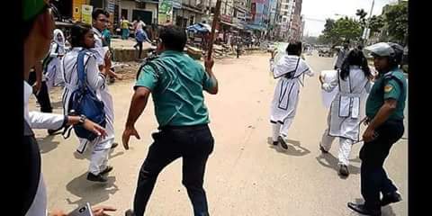 PaulLimon's tweet photo. amra bangladehe nirapodh shorok chay https://t.co/r85ni7XLkX