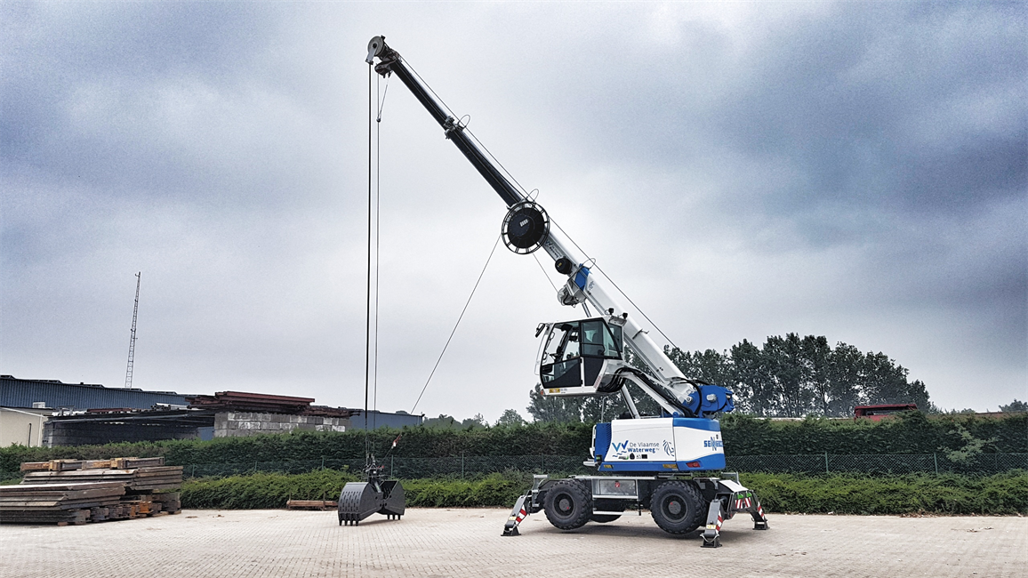Nieuwe Sennebogen 613M voor de Vlaamse Waterweg tinyurl.com/yc4gxlqs