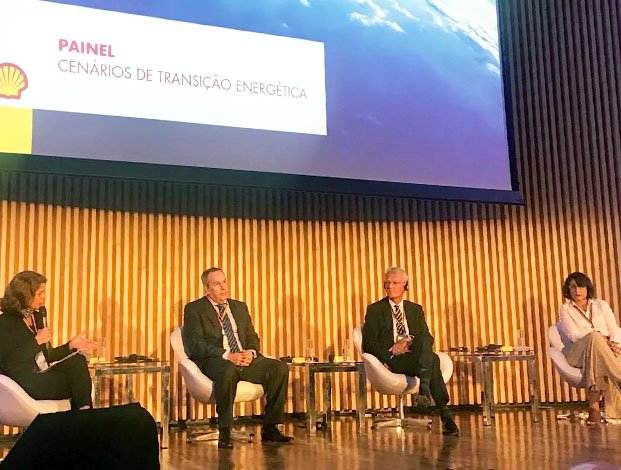 TOGYnews's tweet photo. #TOGY attended #Shell’s #SKY2070 event in #Brazil. The super-major laid out its vision for a global #energy transition towards renewables and topics discussed included electrification in Brazil, the country’s energy matrix and Shell’s role as a major #oil producer. https://t.co/OPJ1cegWy7