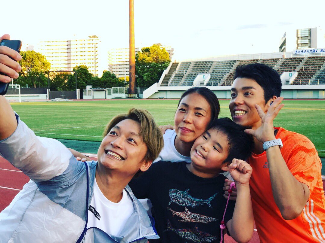 chiakingt's tweet image. ブログを更新しました。
【記事掲載のお知らせ】香取慎吾さんとの取材
ameblo.jp/family-takada/…
先日、香取慎吾さん@ktrsngofficial と高田ファミリーの取材がありました。今週8月25日土曜日の朝日新聞「パラリンピック特集記事」に掲載されますので、是非ご覧頂ければ幸いです。
#香取慎吾