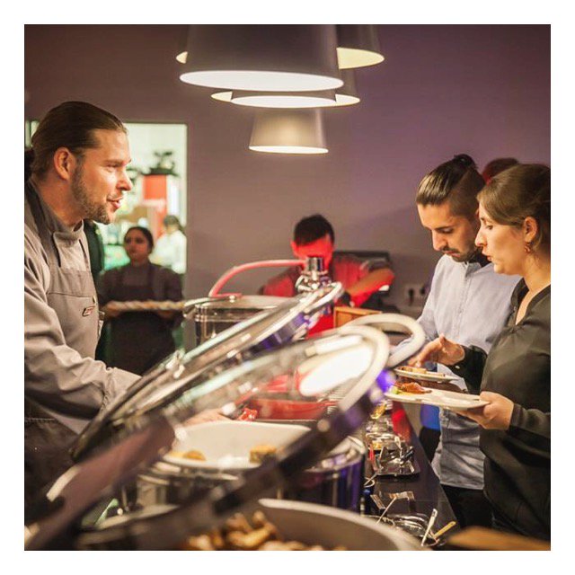 CapriFrankfurt's tweet photo. Great food + a great team = you never wanting to leave (and definitely saying "yes" to dessert) π΄ | https://t.co/bkWR4kkPhv
#FHVisionAlive #FraserMoments #CapriFrankfurt #Frankfurt #Caprilicious https://t.co/6qxjn7O7nO