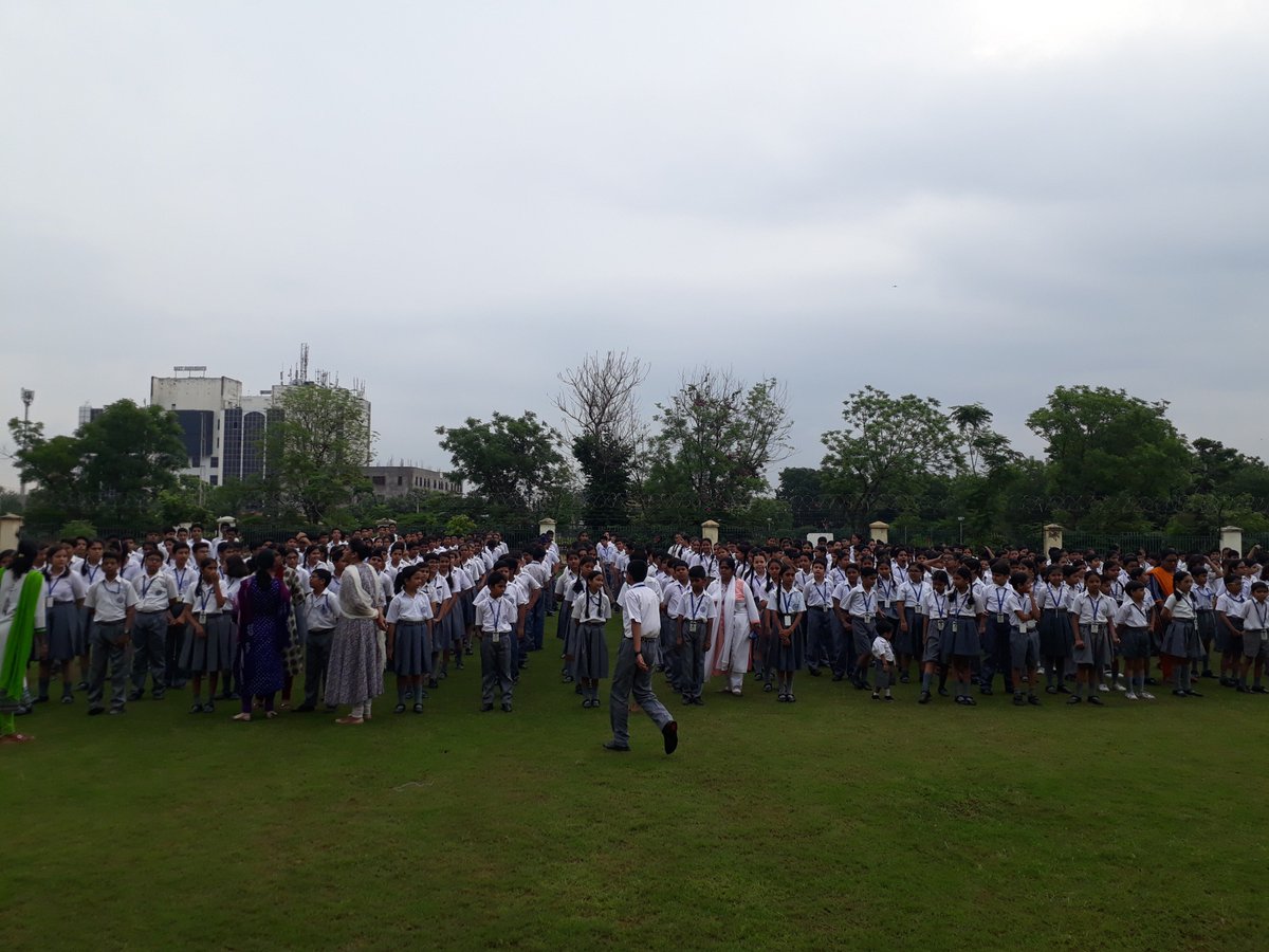 BanyanTSchool's tweet photo. #MyBTS A mock fire and evacuation drill involving students and teachers was conducted to create awareness among the students about fire - fighting techniques and ways to respond swiftly in times of emergency situation. 
#school #SafetyTips #safety #firedrill #learn #education https://t.co/EdSlgZeZWB