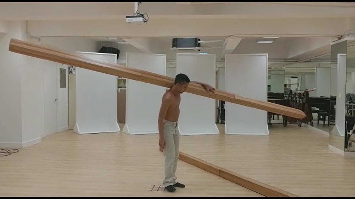 tanzmessehk's tweet photo. On 30 Aug, the concert-length solo “So Low”, choreographed and performed by Hong Kong dance artist Lai Tak-wai, features on stage as part of the “Performance” session at #Tanzmesse2018. https://t.co/mcRlWGW2HV https://t.co/DfRnQmcEQm