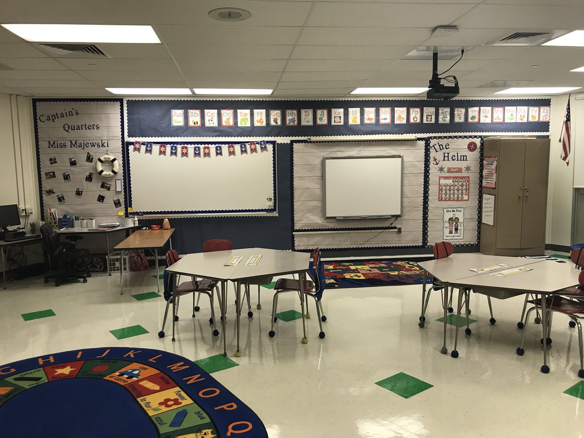 ms_majewski's tweet photo. Ready to welcome my crew aboard! ⚓️ https://t.co/SvsoGvDzlC
